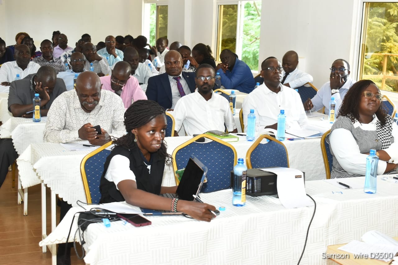 Workshop participants in discussion