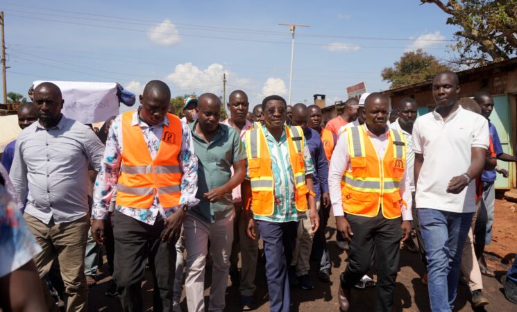 From Dust to Bitumen : Governor Orengo Inspects the 90% Complete Sega Market Link Road.
