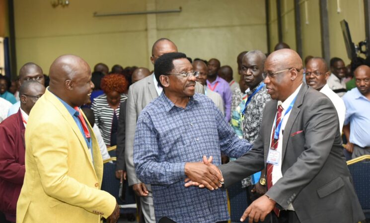 Governor Orengo Meets School Heads To Boost Education, ECD and Feeding Program