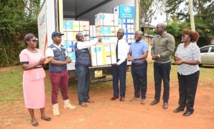 WHO Donates Health Kits for Improving Maternal Care